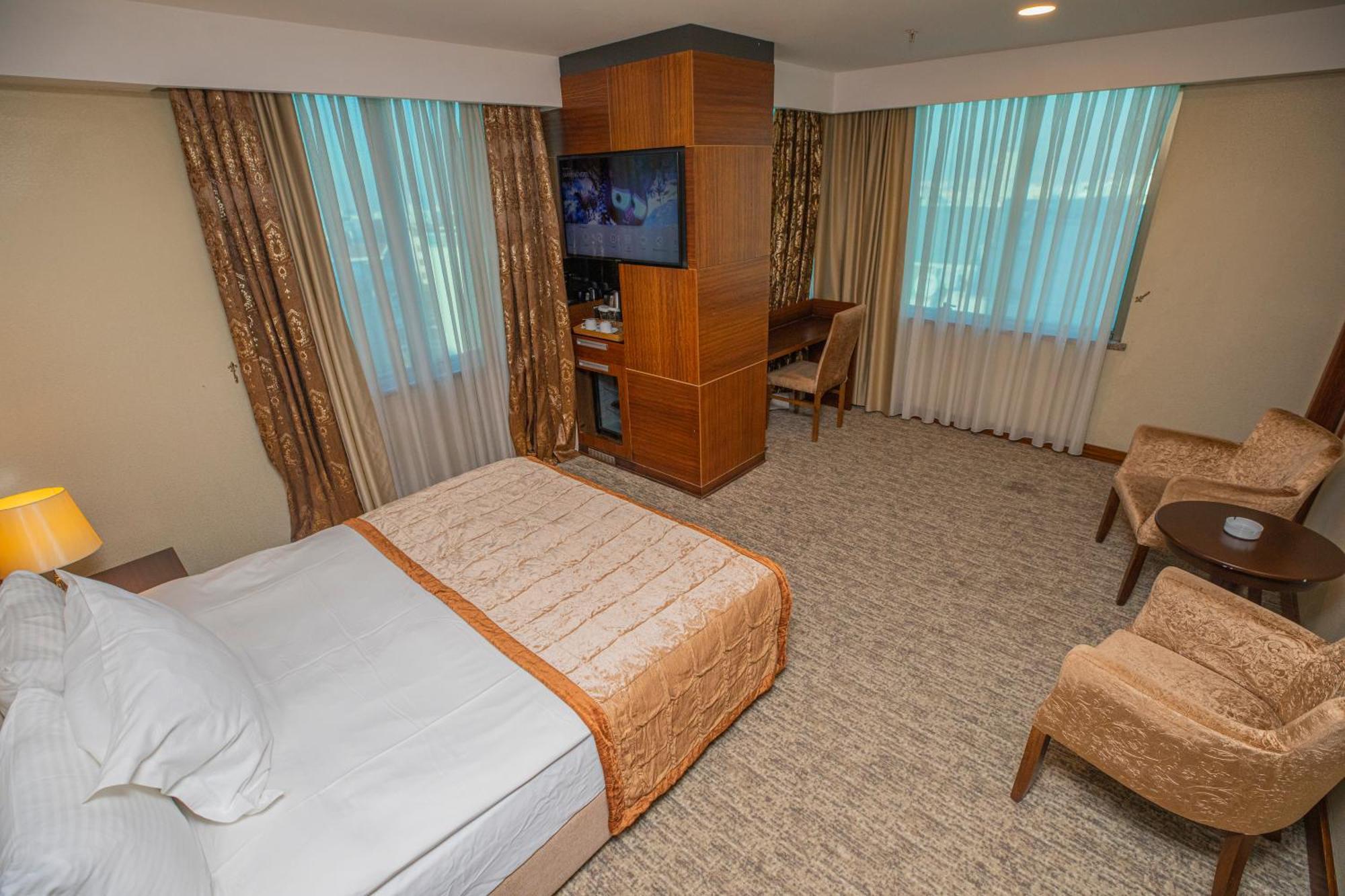 Akman Premium Hotel アンカラ エクステリア 写真